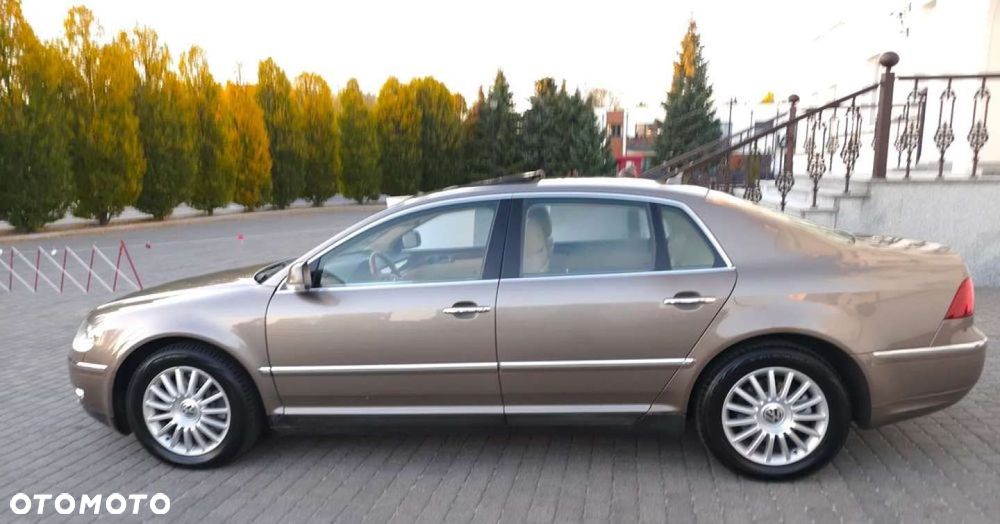 Volkswagen Phaeton - 15