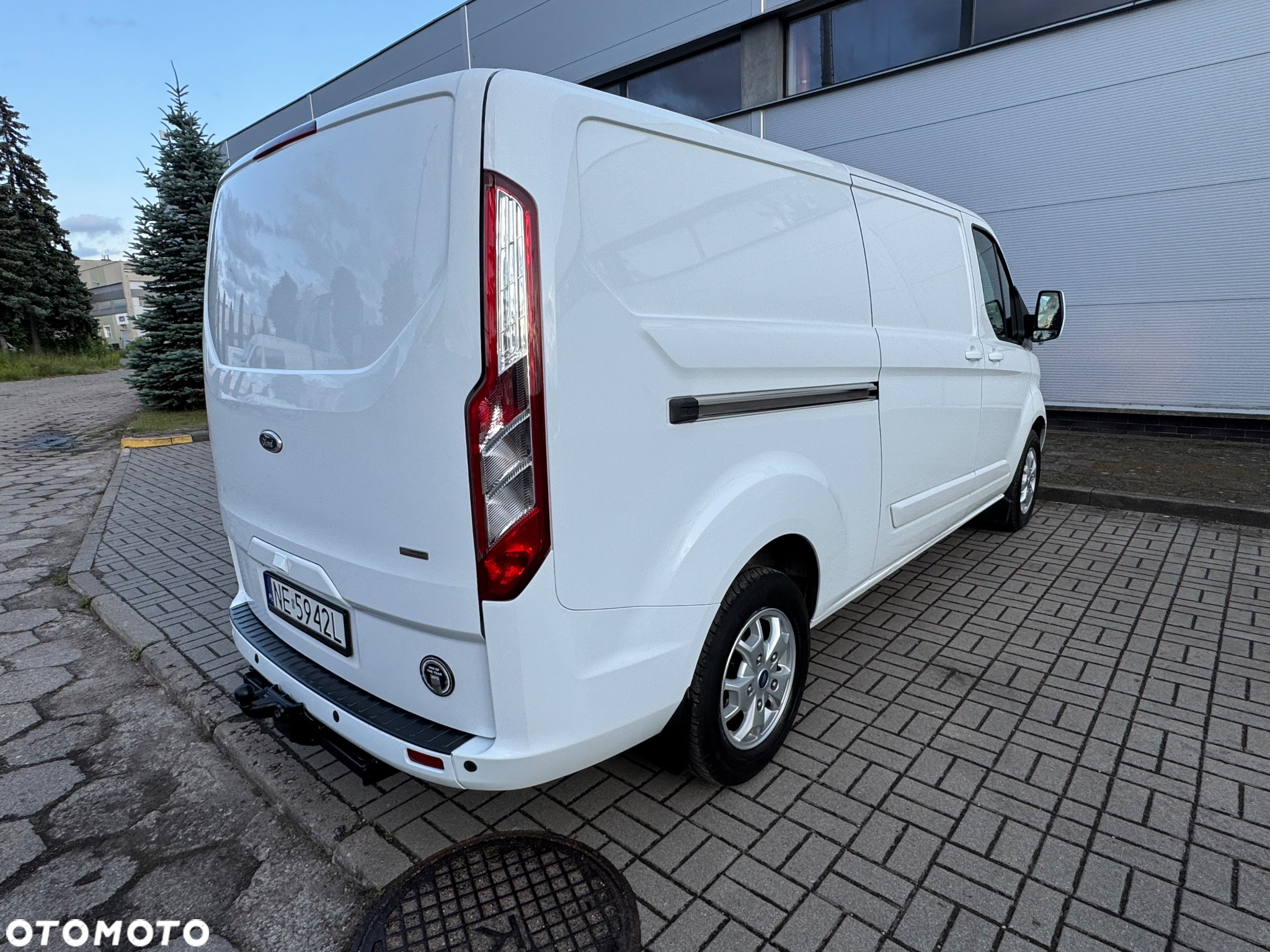 Ford Transit Custom - 11