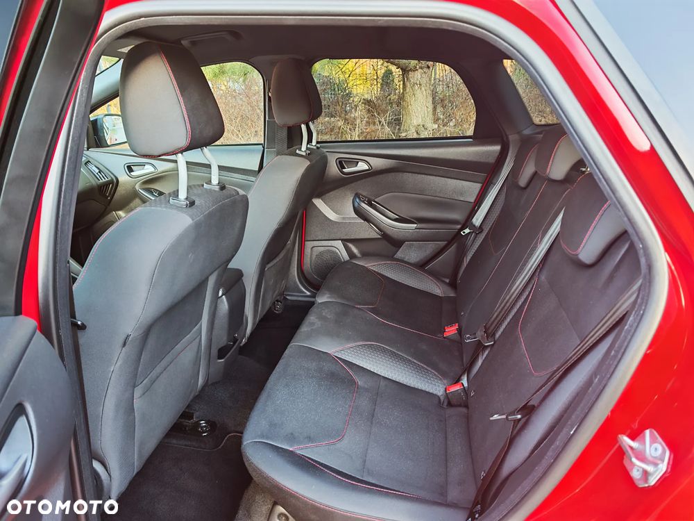 Ford Focus 1.5 EcoBoost ST-Line Red ASS - 38