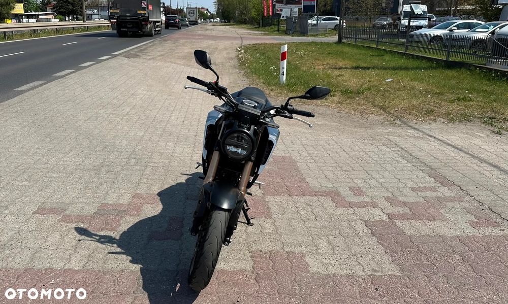 Honda CB - 5