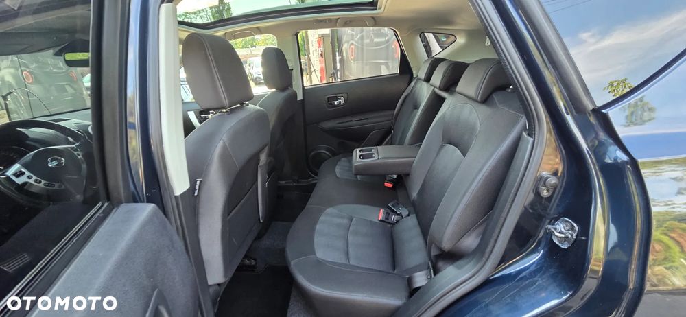 Nissan Qashqai 2.0 dCi 4 x 4 DPF tekna - 34