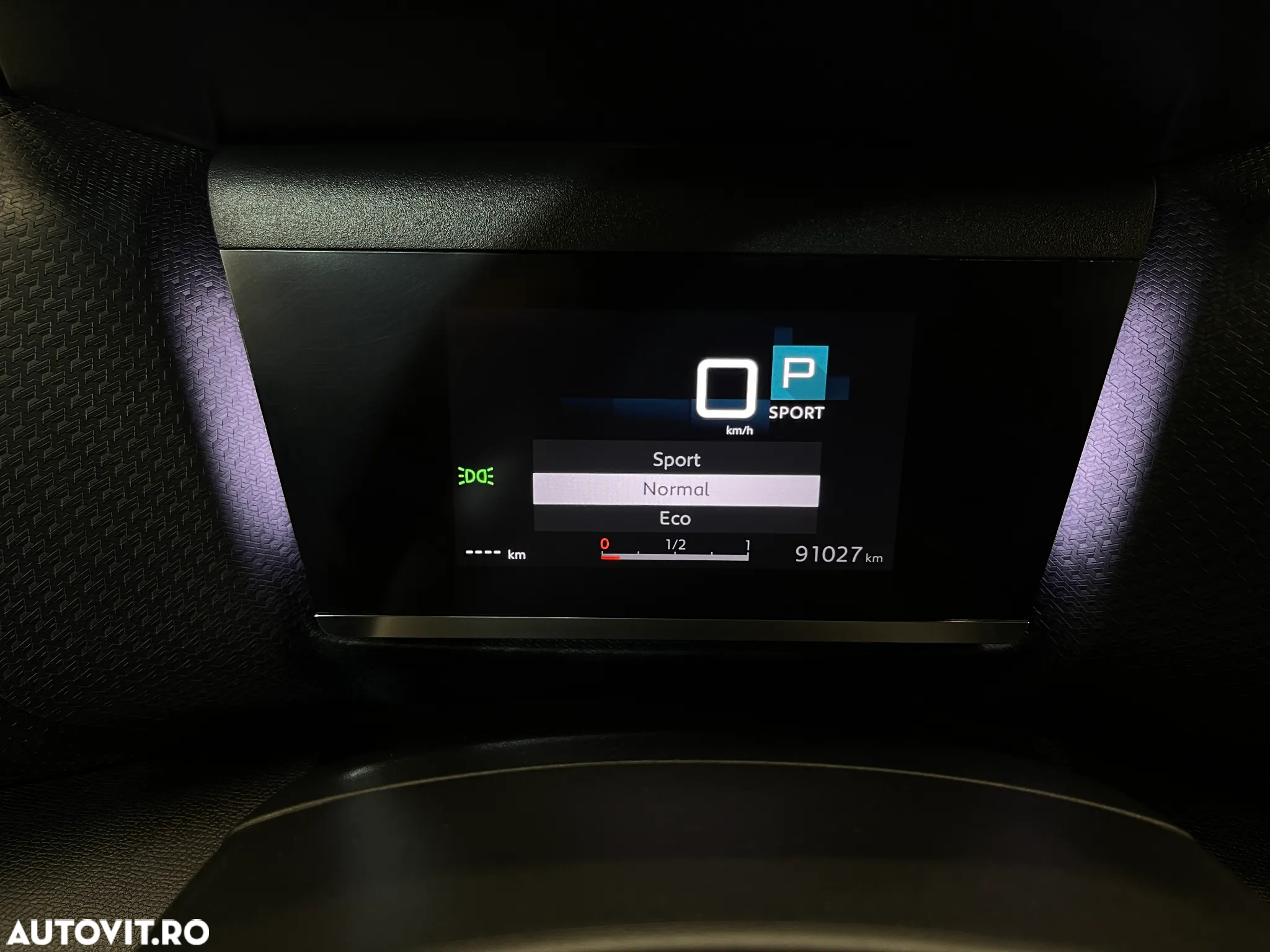Citroën C4 1.5 BlueHDi S&S EAT8 Feel Pack - 31