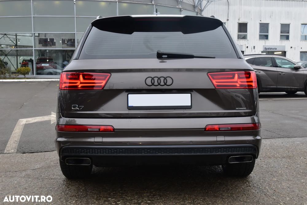 Audi Q7 - 4