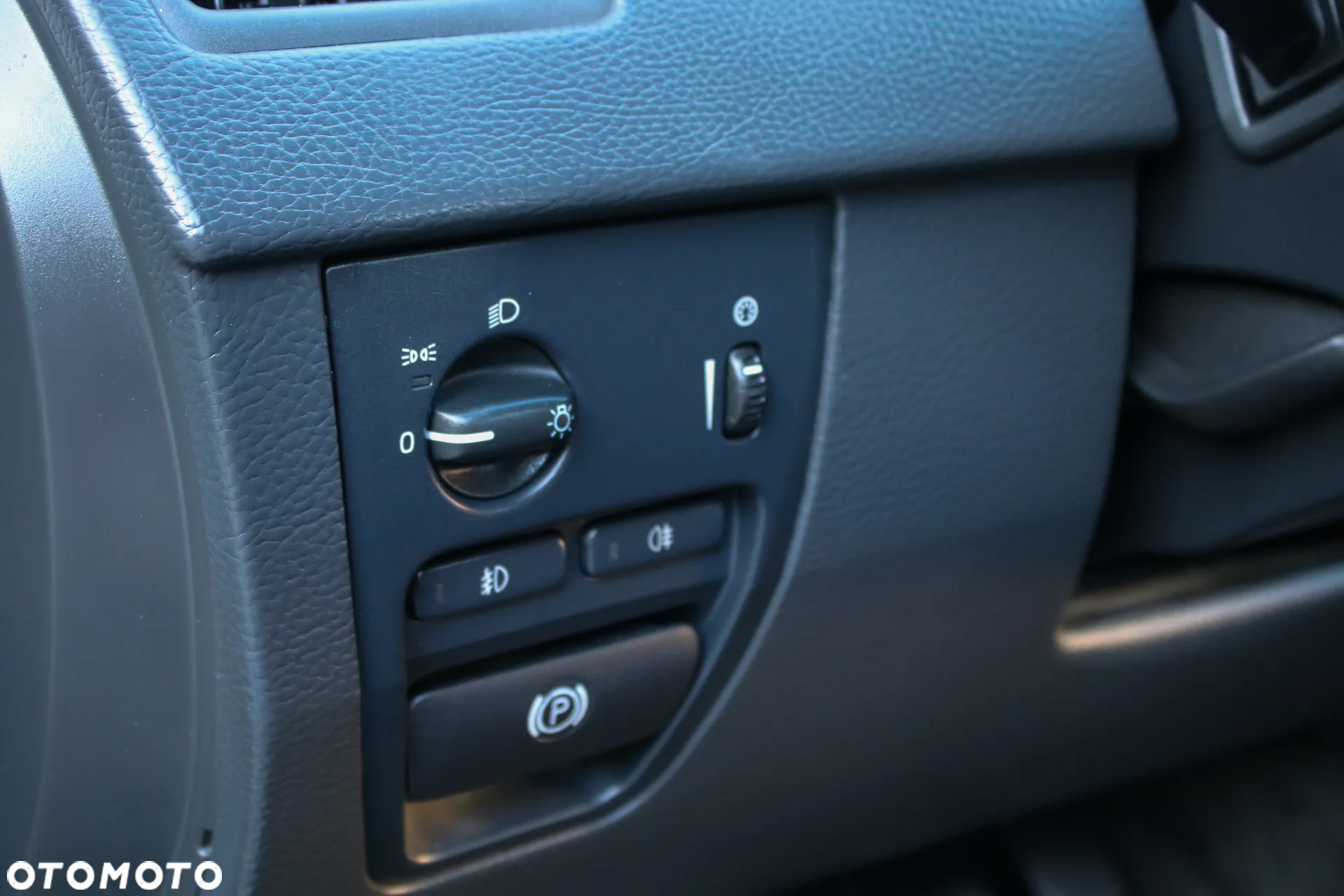 Volvo XC 90 D5 Momentum - 29