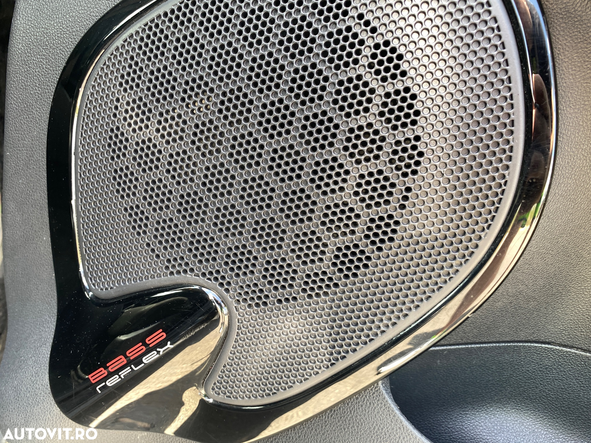 Renault Clio - 25