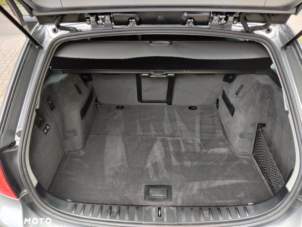 BMW Seria 3 318i Touring Edition Exclusive - 25