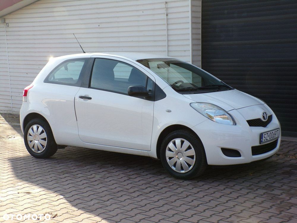 Toyota Yaris - 13