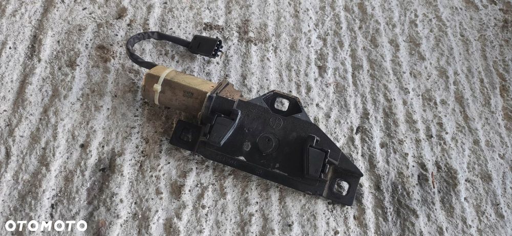 DOCIĄG KLAPY SIŁOWNIK BMW 7 E65 7014872 - 1