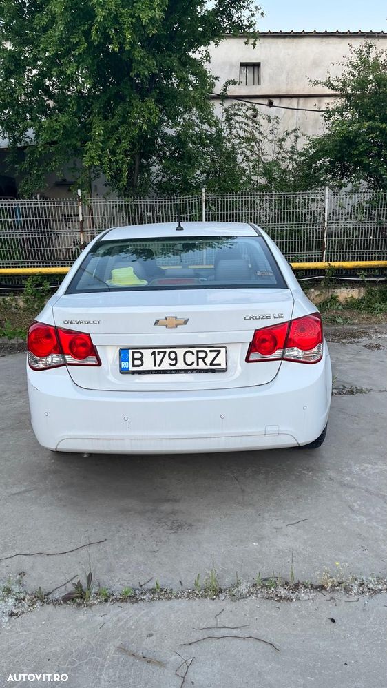 Chevrolet Cruze - 3