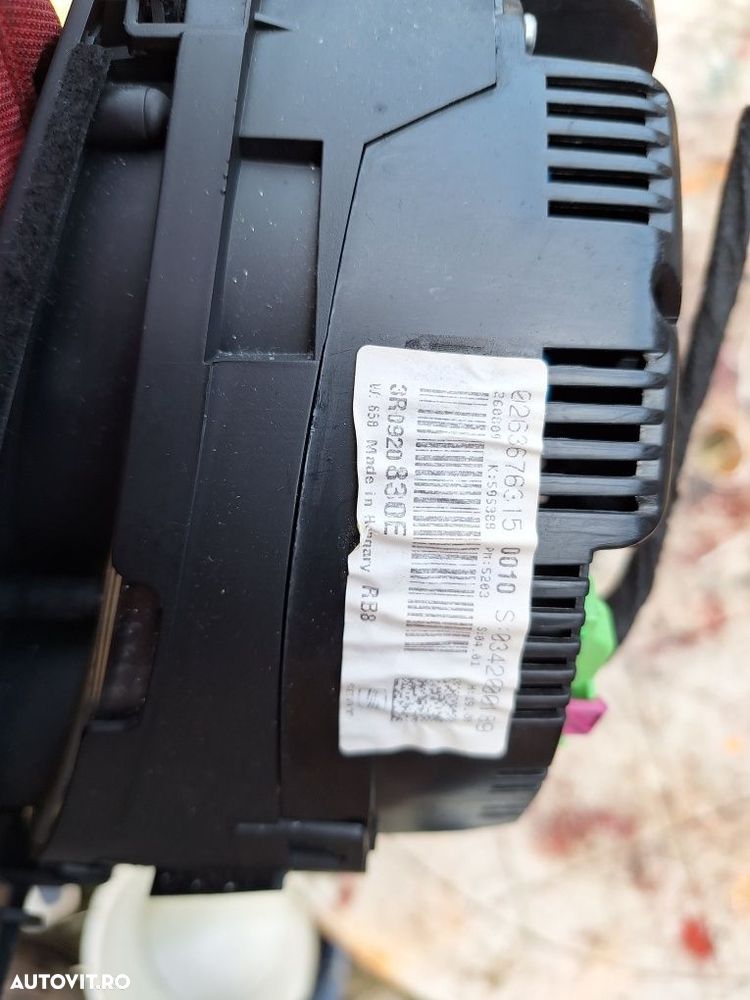 Ceasuri bord Seat Exeo 3R0 920 830 - 5