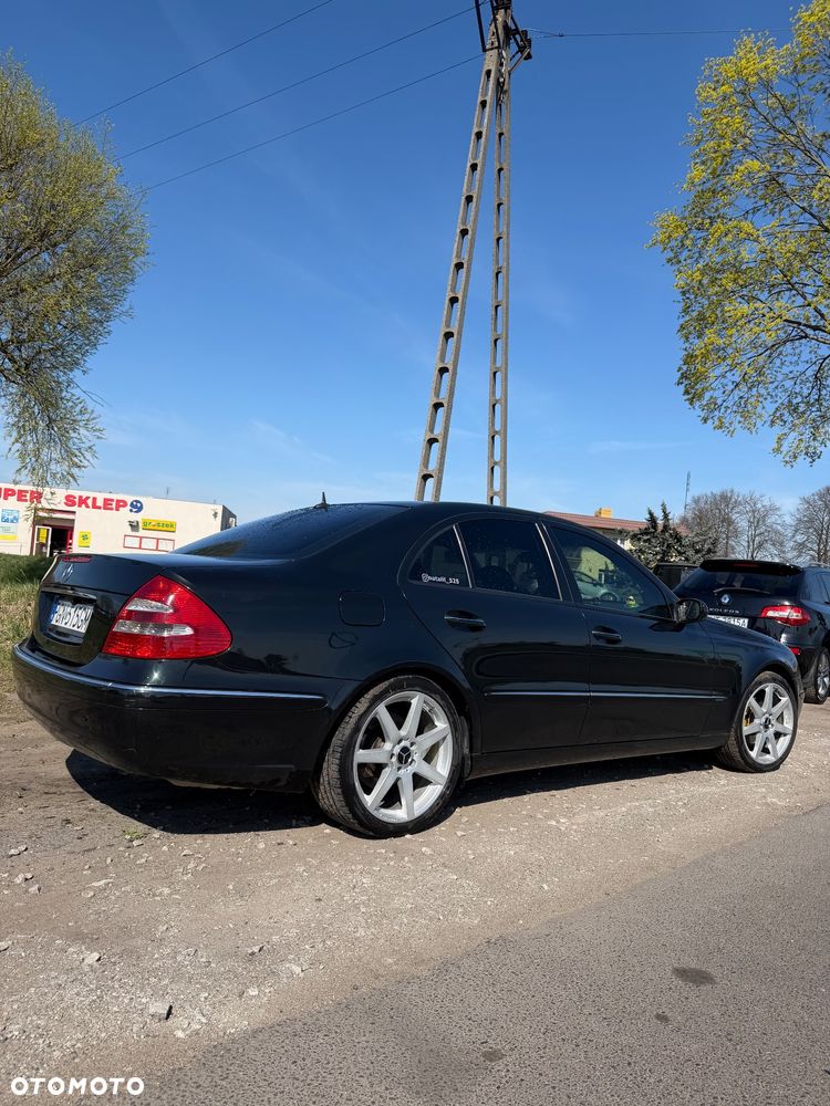 Mercedes-Benz Klasa E - 2