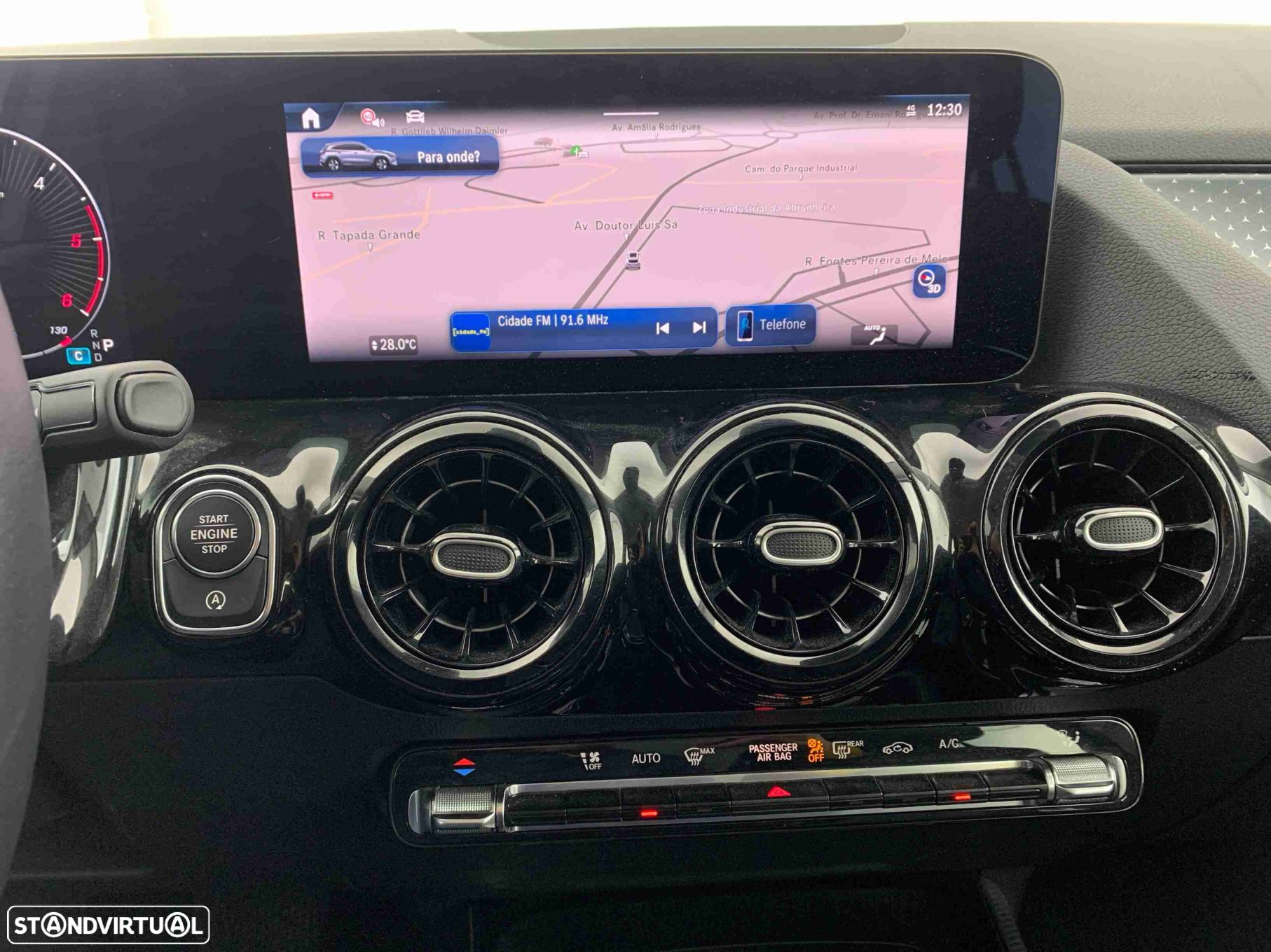 Mercedes-Benz GLA 180 d - 5
