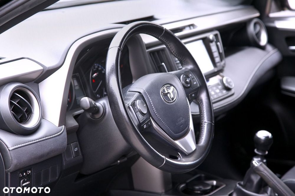 Toyota RAV4 2.0 D-4D 4x2 Start-Stop Executive - 15