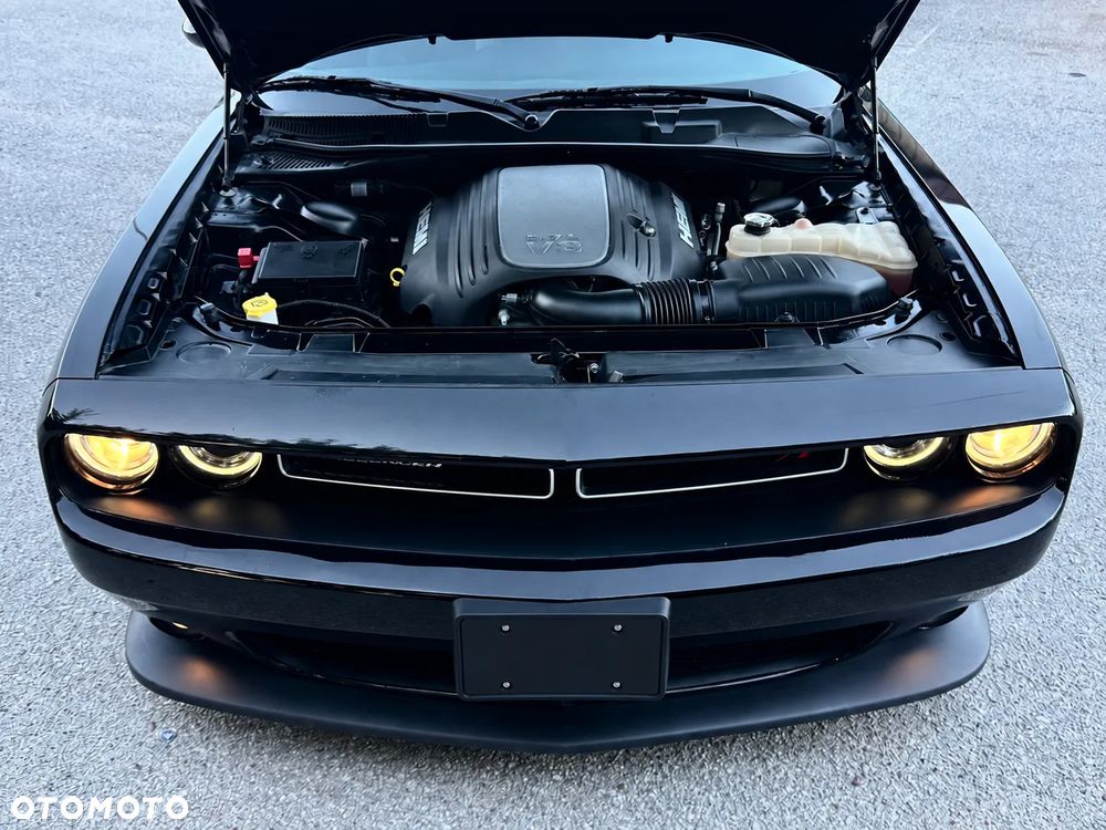 Dodge Challenger 5.7 R/T - 10