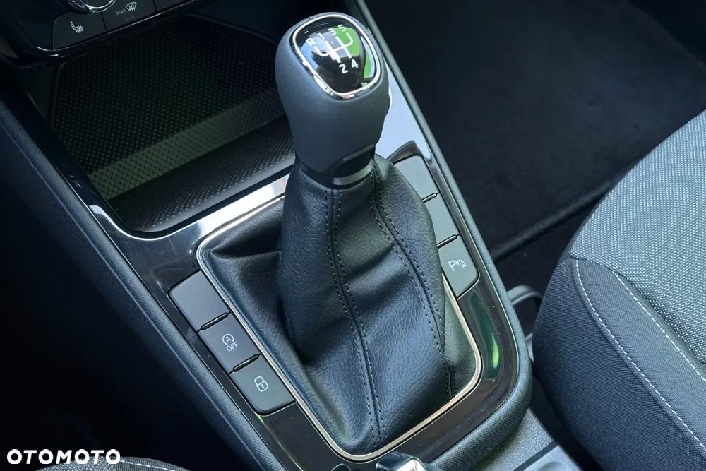 Skoda Fabia 1.0 TSI Drive - 12