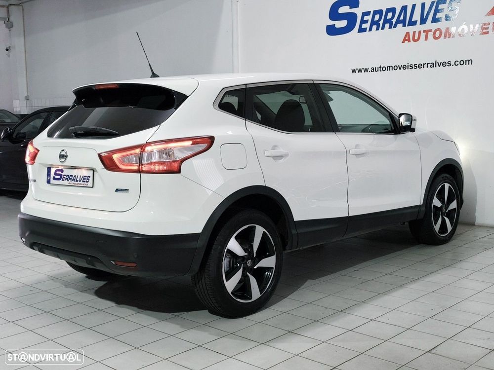 Nissan Qashqai 1.5 dCi N-Connecta 18 - 7