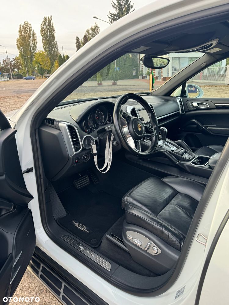 Porsche Cayenne Diesel Platinum Edition - 17