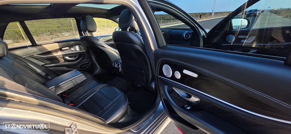 Mercedes-Benz E 53 AMG 4Matic 9G-TRONIC - 31