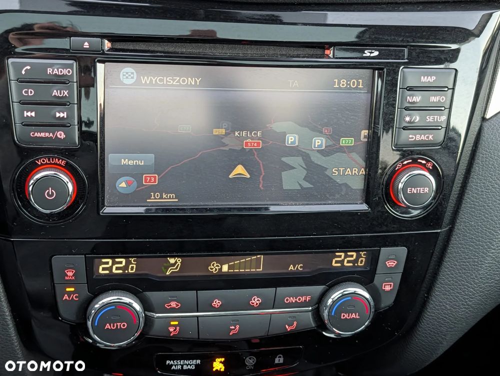 Nissan Qashqai 1.6 DIG-T Tekna - 24