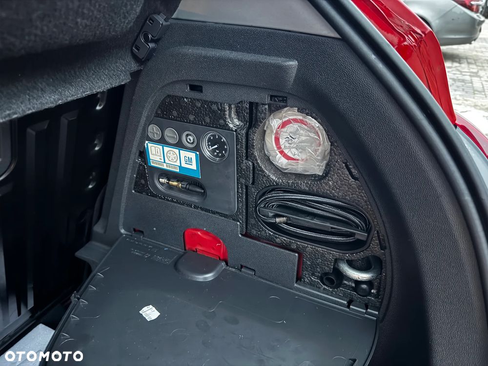 Opel Corsa 1.4 16V Sport - 15