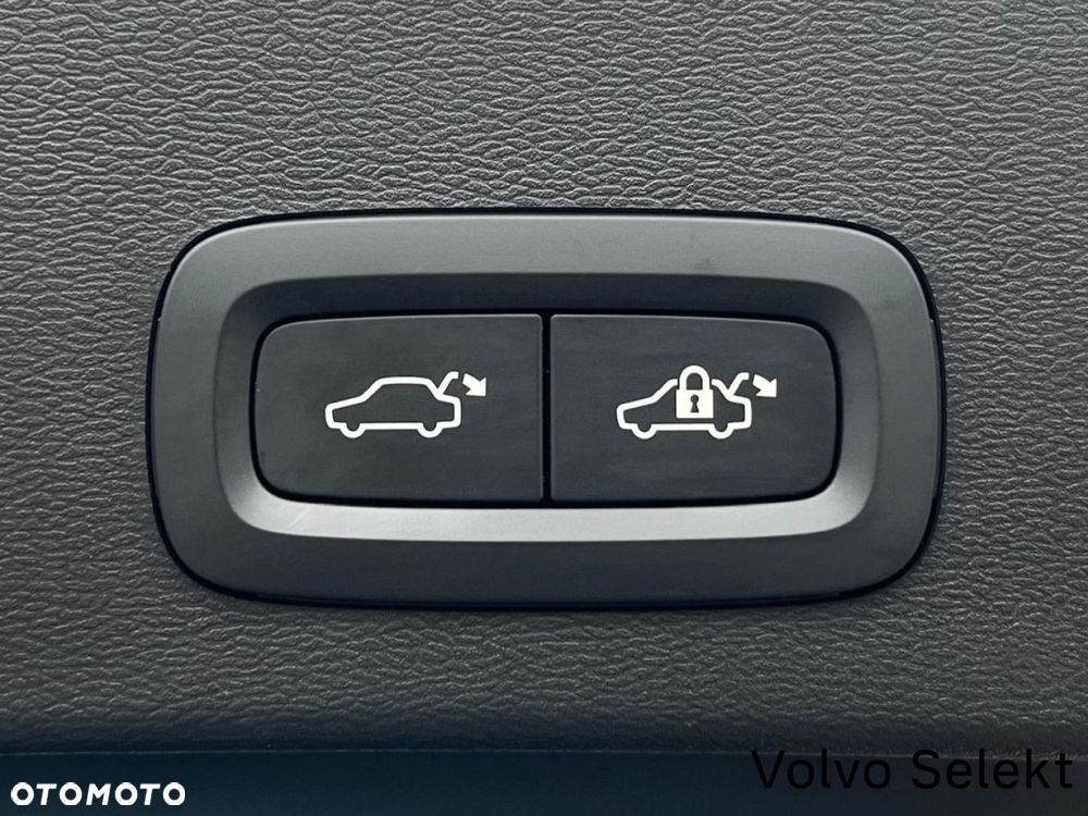 Volvo XC 40 - 30