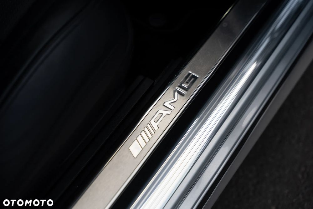 Mercedes-Benz CL 63 AMG - 15