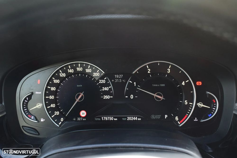 BMW 520 d Pack M Auto - 19