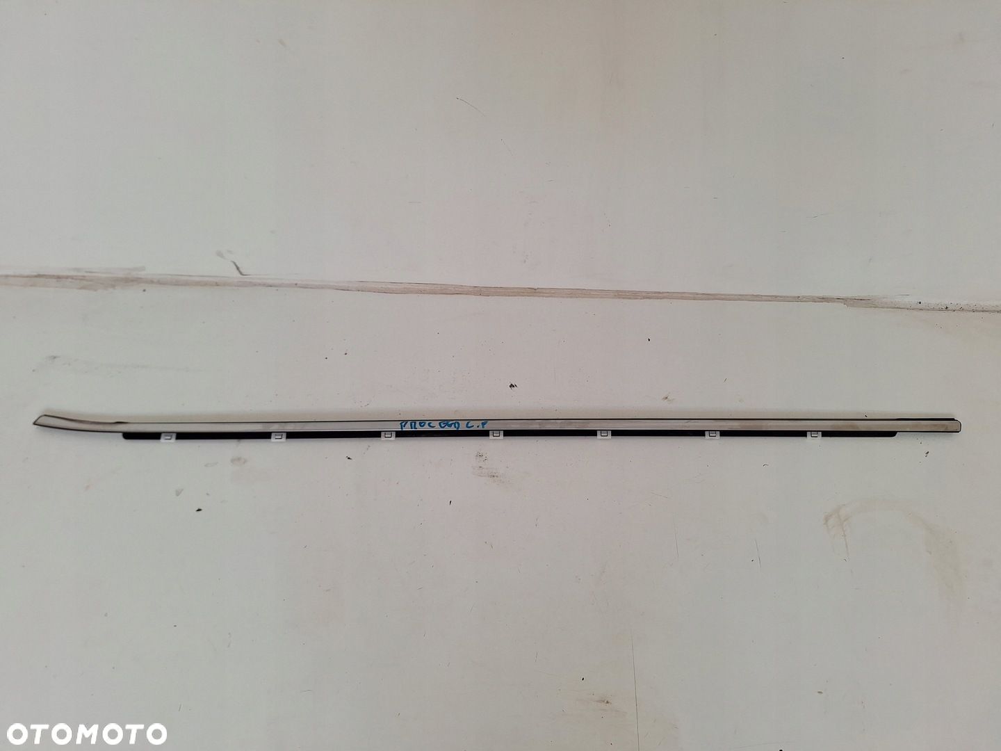 KIA PRO CEED II LISTWA ZGARNIAJACA CHROM LEWA OCIEKACZ 12- - 1