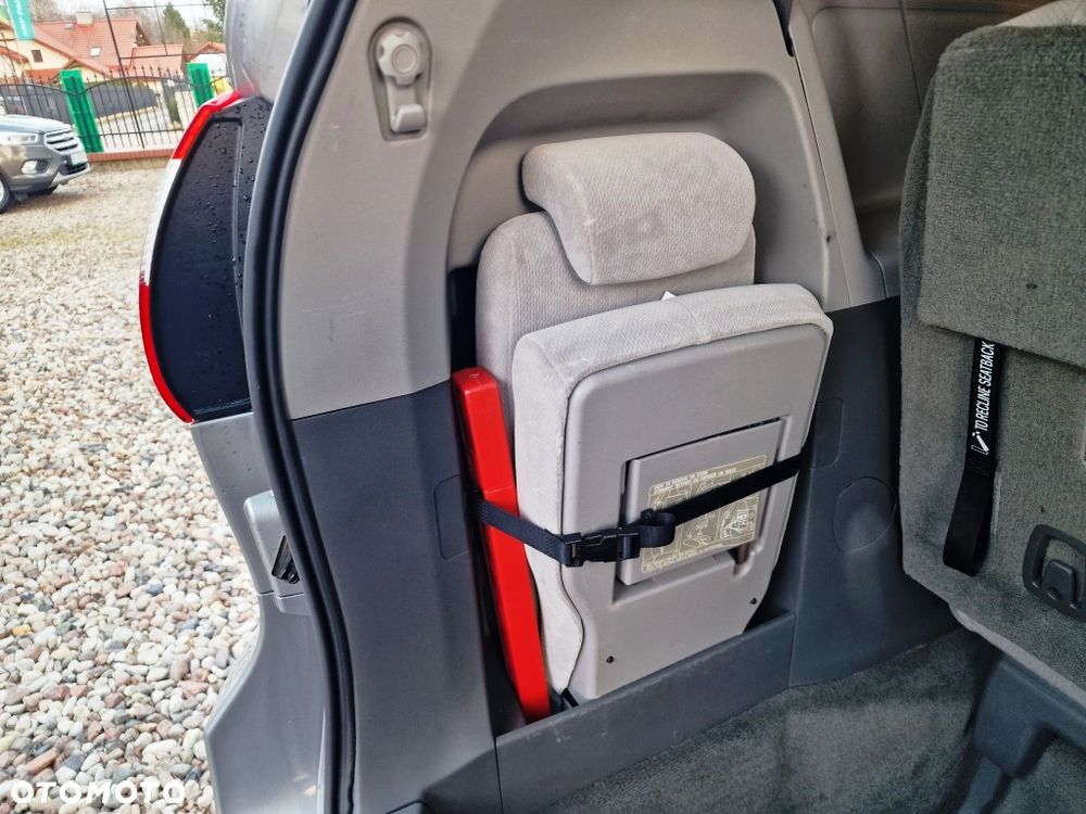 Toyota Sienna - 39