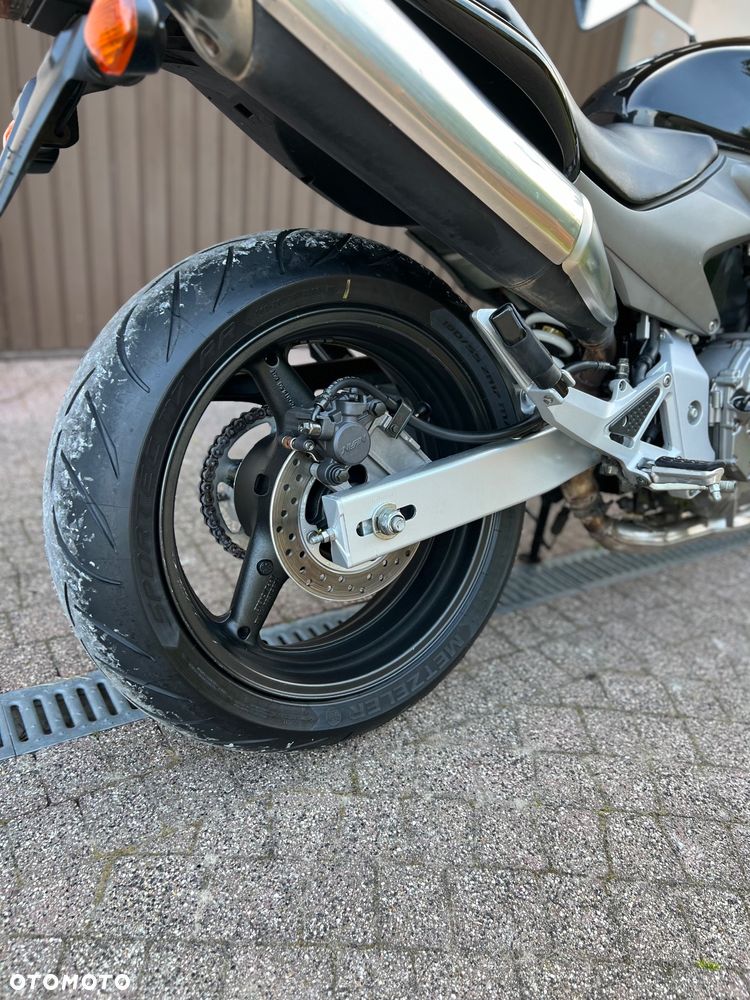 Honda Hornet - 14