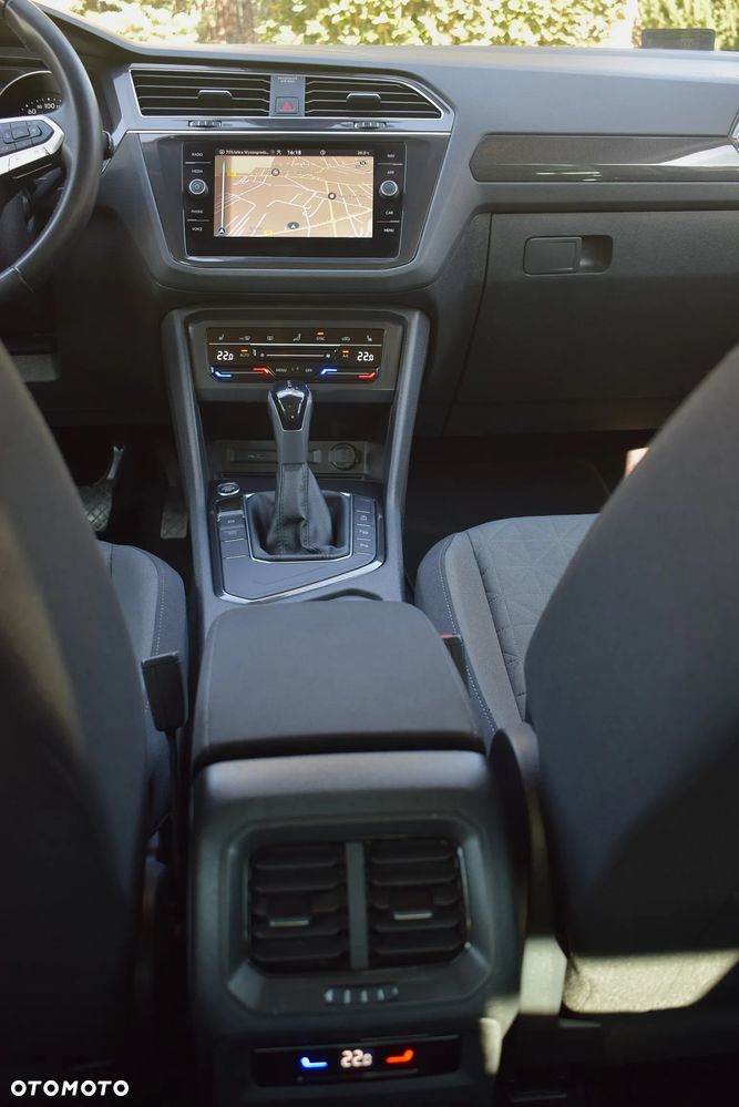 Volkswagen Tiguan 2.0 TDI Elegance DSG - 11