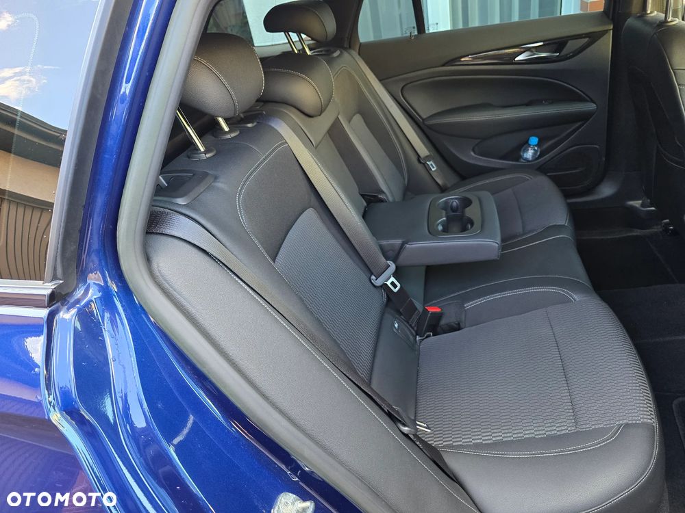 Opel Insignia 2.0 CDTI Elegance S&S - 15