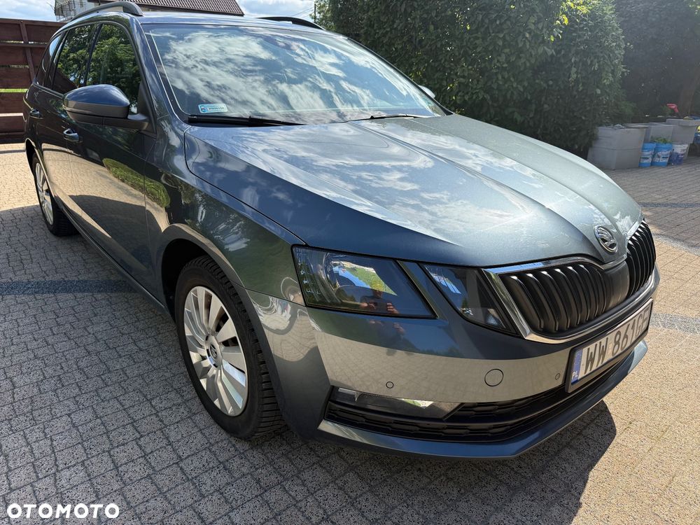 Skoda Octavia 2.0 TDI Premium Edition - 2