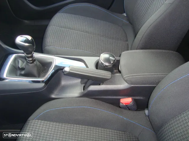 Peugeot 308 SW 1.5 BlueHDi Active Pack - 23