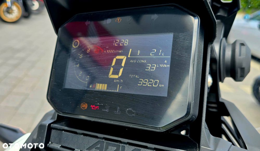 Honda ADV350 - 10