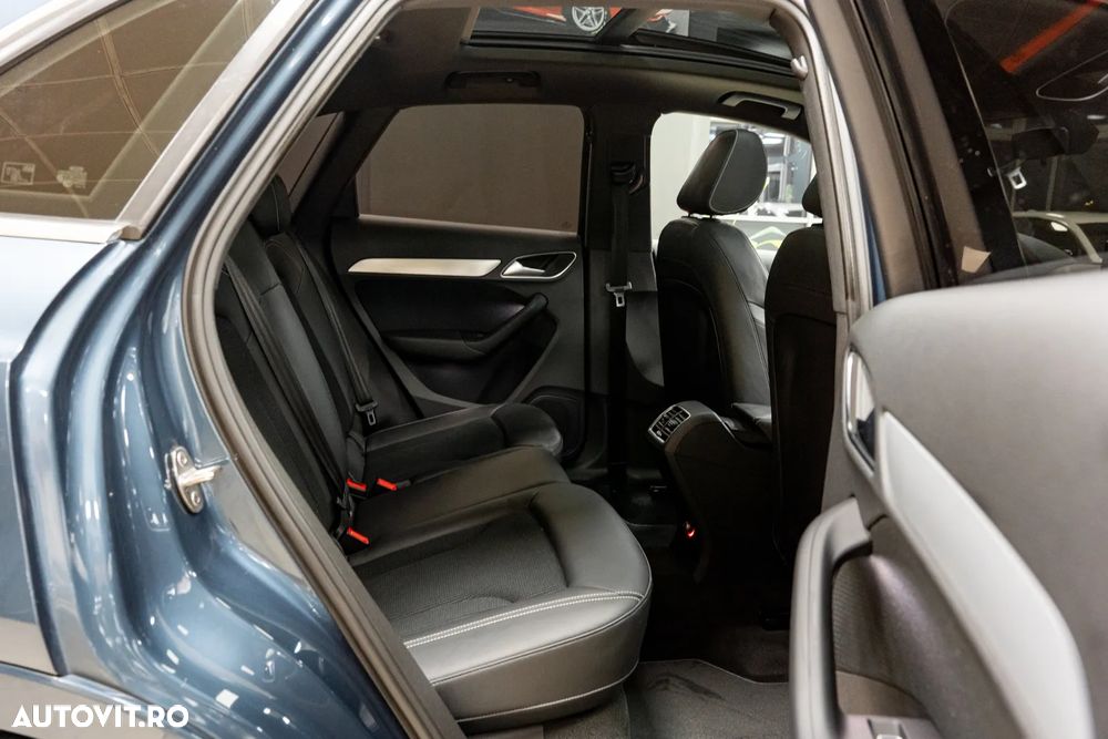 Audi Q3 2.0 TDI Quattro S tronic sport - 24