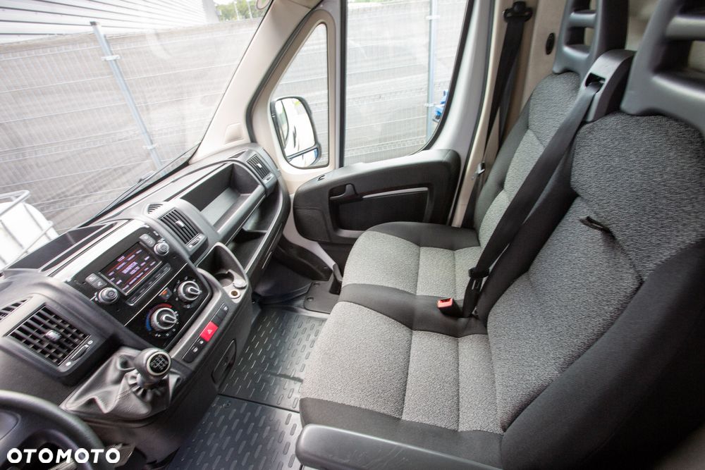 Fiat Ducato L2H2 2.3 *ŚREDNI* Professional - 10