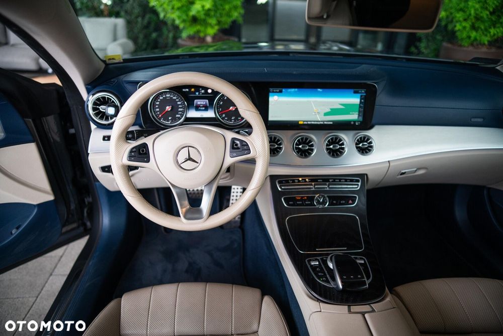 Mercedes-Benz Klasa E 400 Coupe 4-Matic 9G-TRONIC - 18