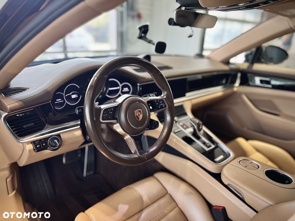 Porsche Panamera ver-4-e--hybrid - 5