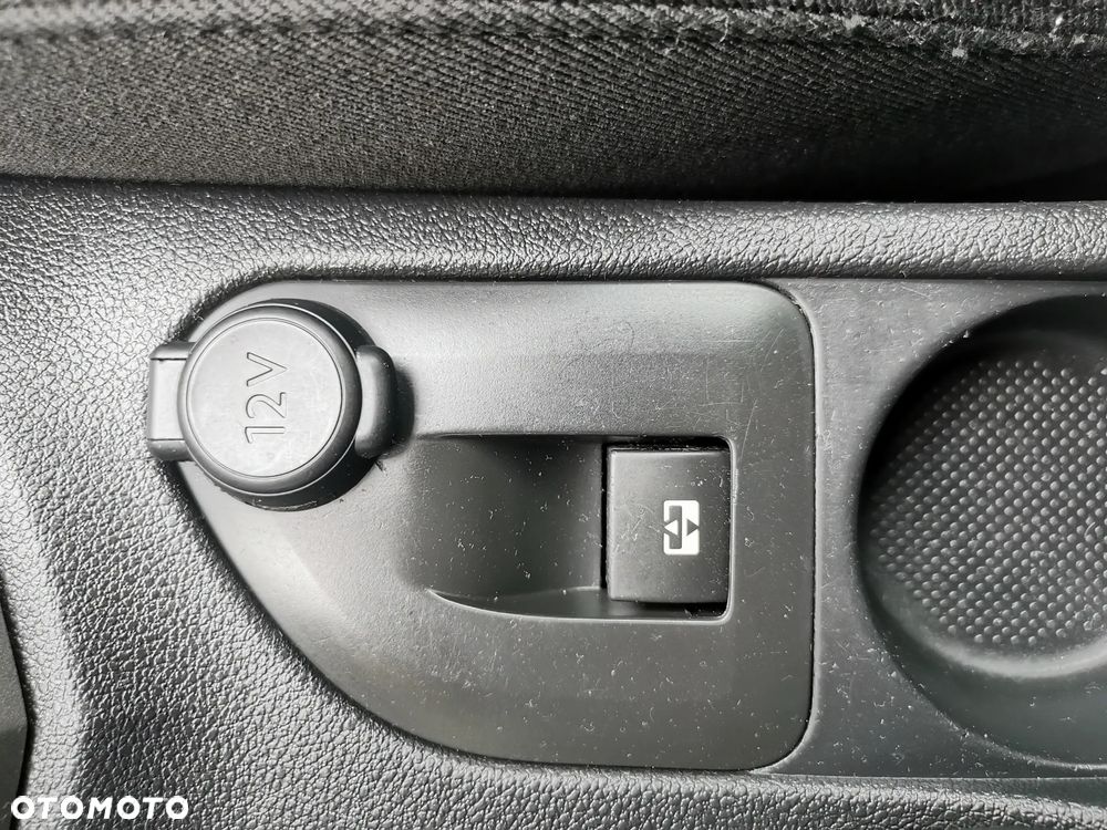 Peugeot 308 SW e-HDi FAP 110 Stop&Start Family - 15