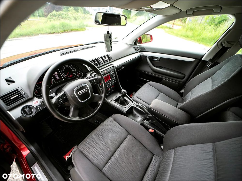 Audi A4 Avant - 6