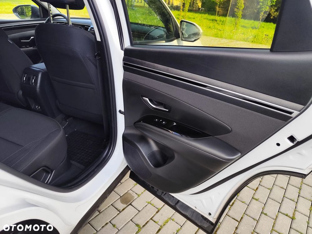 Hyundai Tucson 1.6 T-GDi HEV Executive 2WD - 10