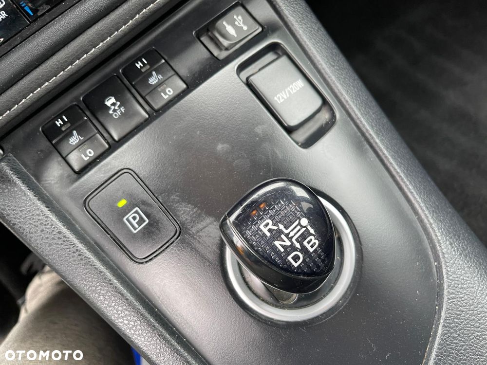Toyota Auris 1.8 VVT-i Automatik Design Edition - 15
