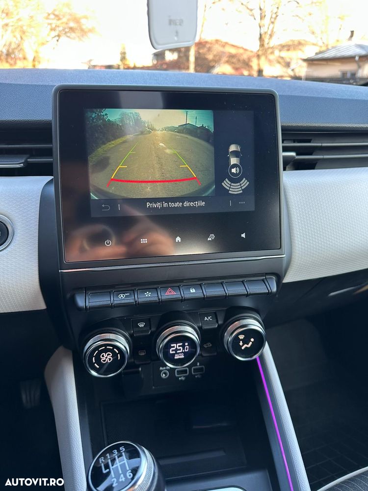 Renault Clio V Blue dCi 100 Techno - 6