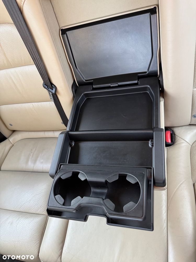 Volvo V70 2.0D Summum - 28