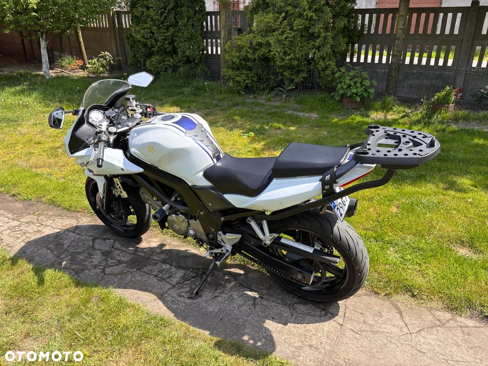 Suzuki SV - 8