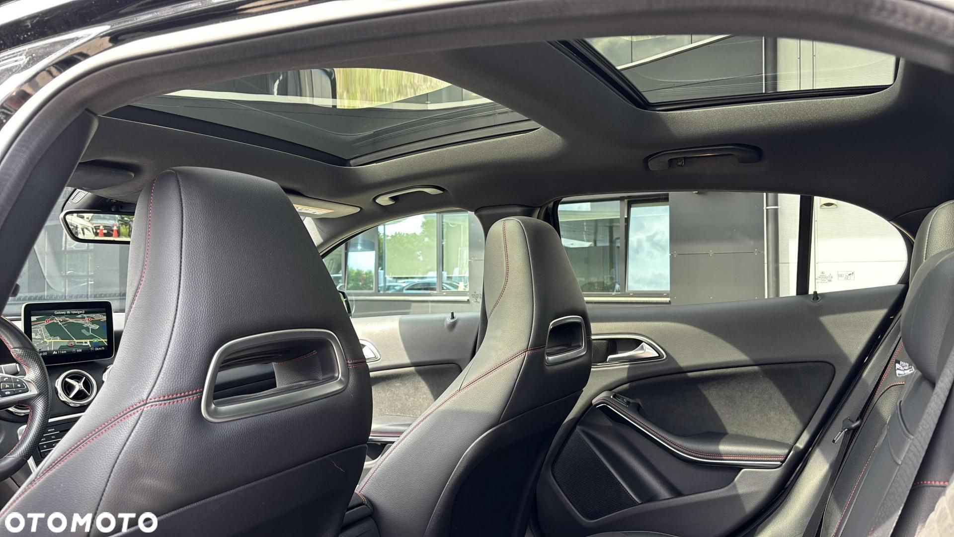 Mercedes-Benz GLA - 18