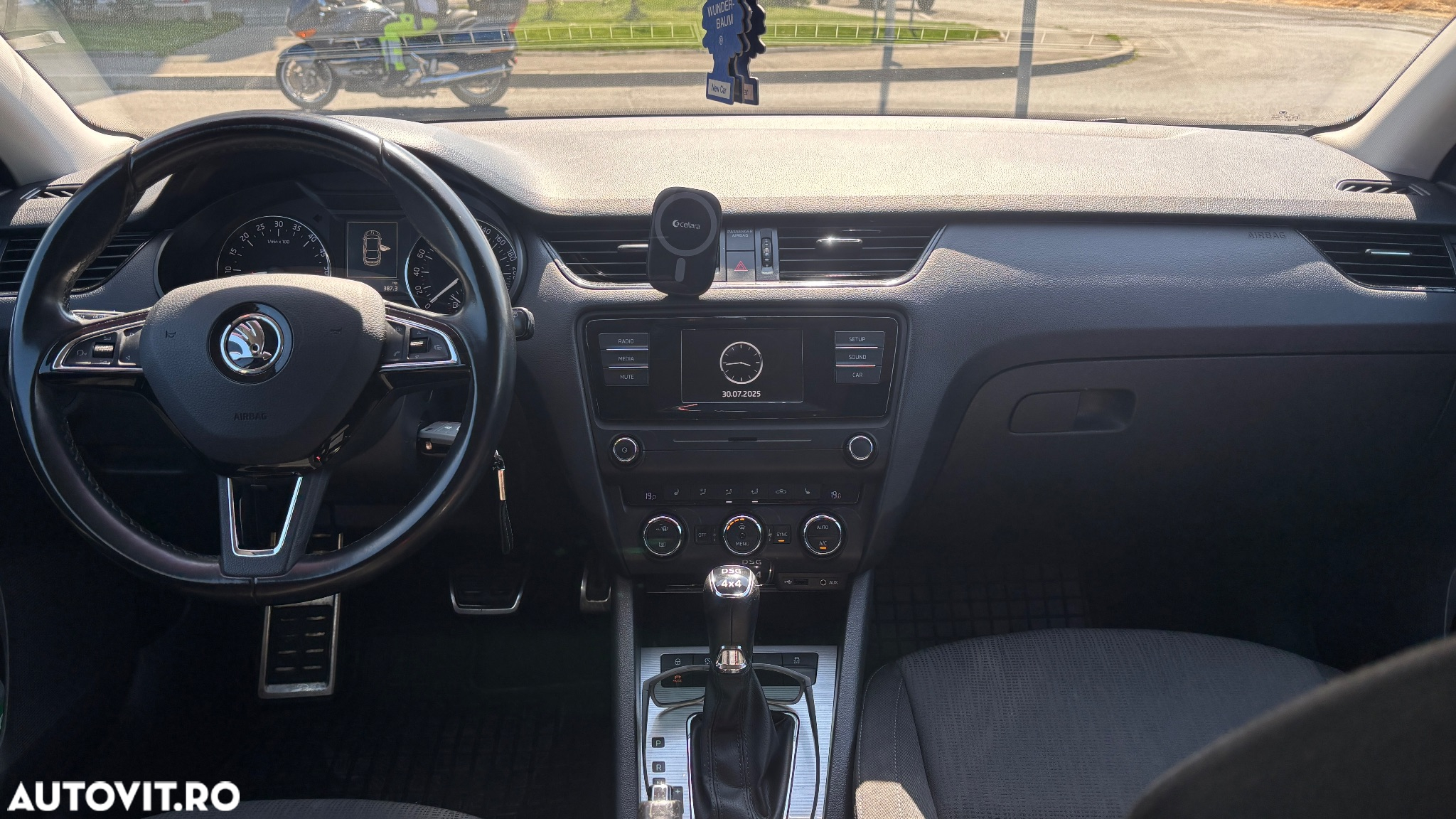 Skoda Octavia 2.0 TDI 4x4 DSG Style - 10