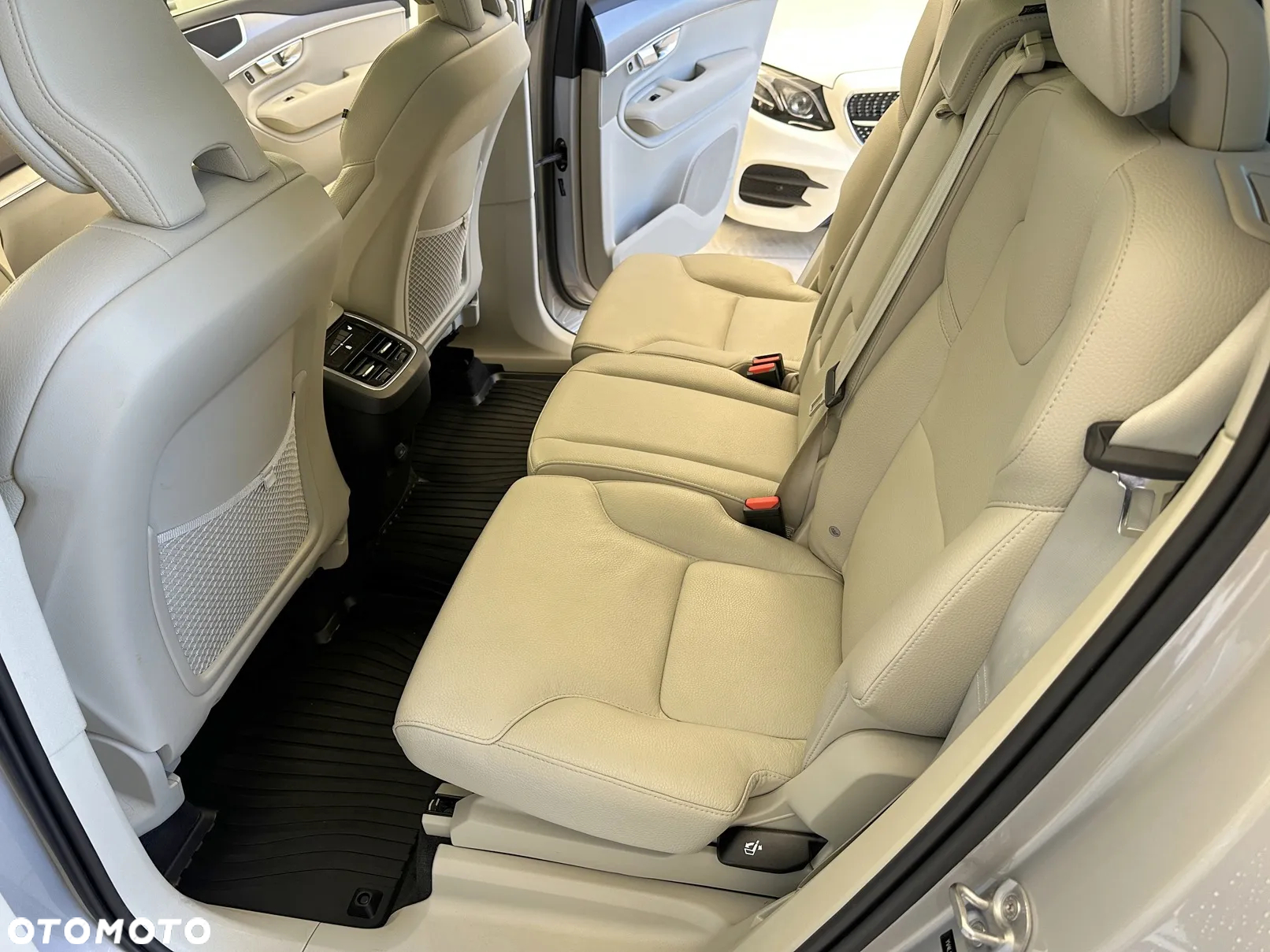 Volvo XC 90 T5 AWD Momentum Pro 7os - 8