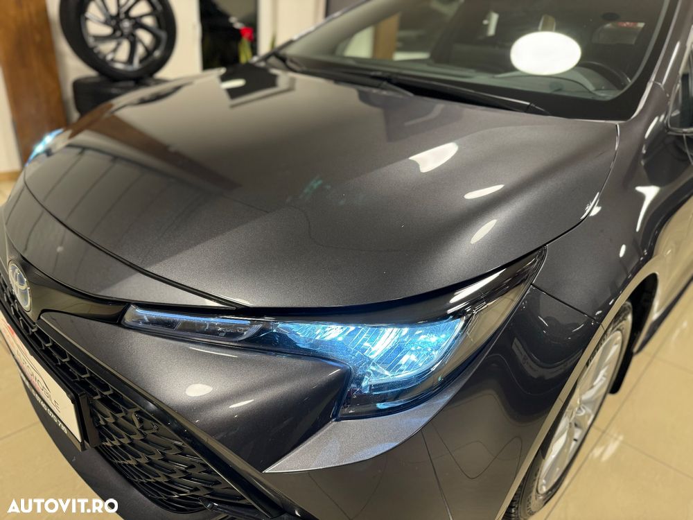 Toyota Corolla 1.8 Lounge - 29